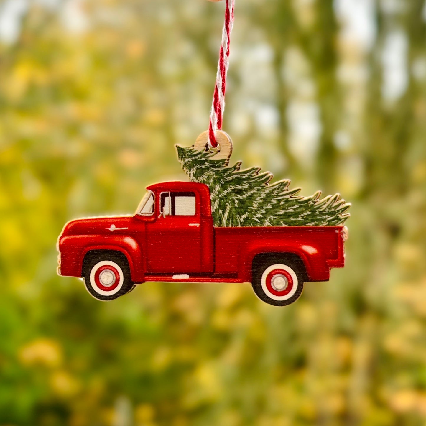 🛻 F100 Pickup Truck with Christmas Tree Decoration