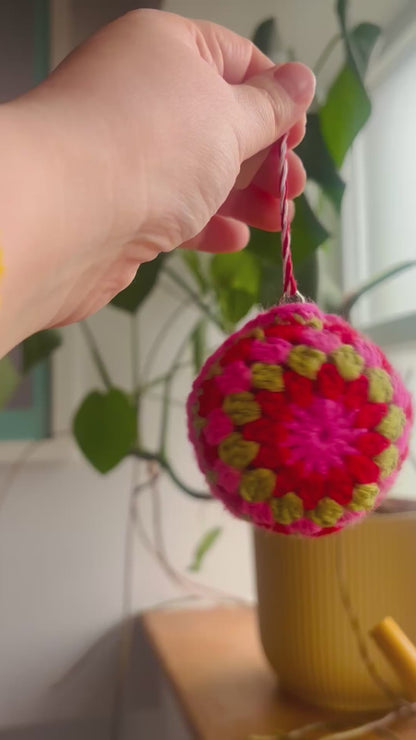 Crochet Christmas Bauble